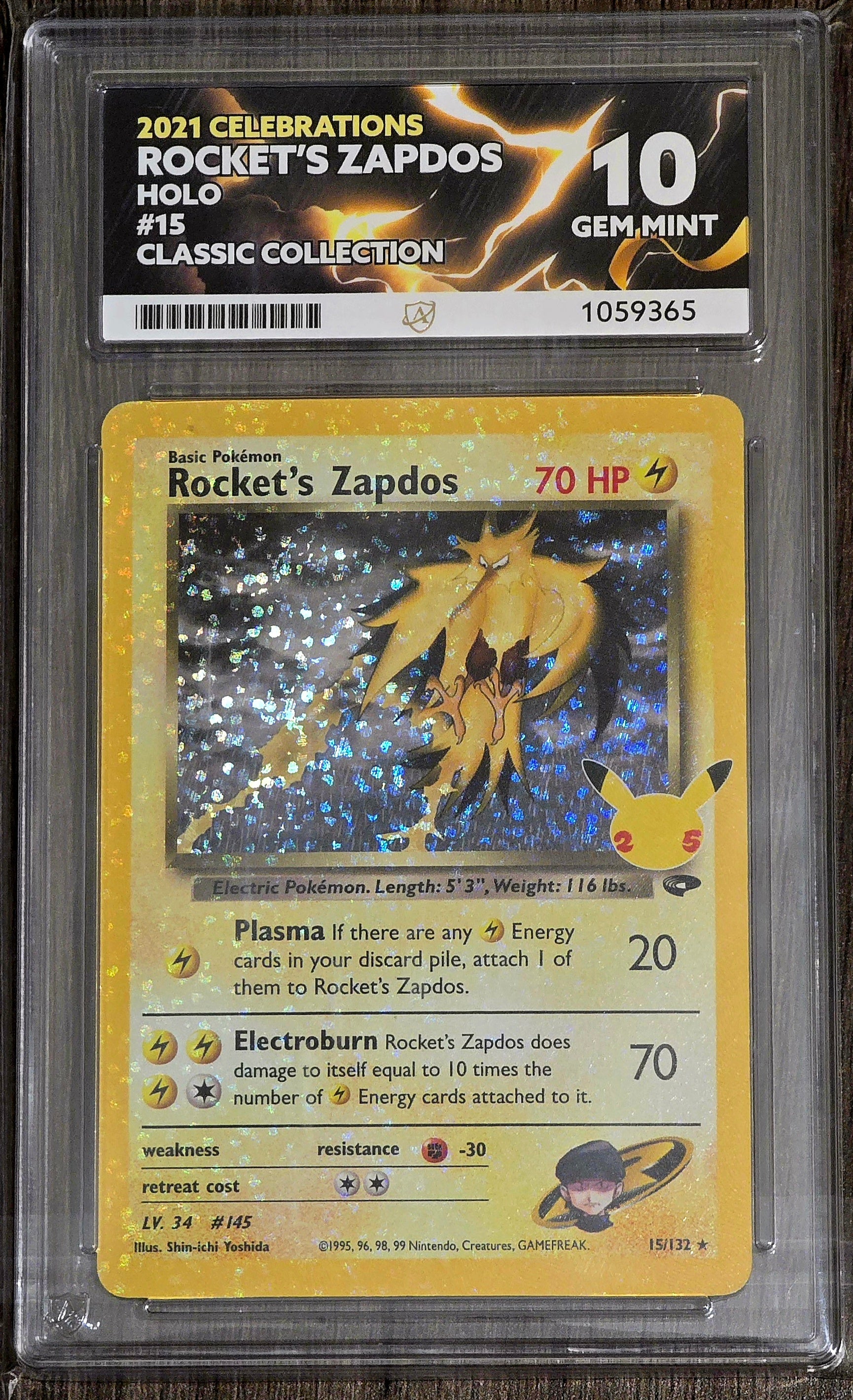 Rocket's Zapdos #15 Holo - ACE 10